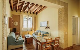 Santa Cruz Spacious Apartment - 2 BR - Historic Center - WiFi&AC